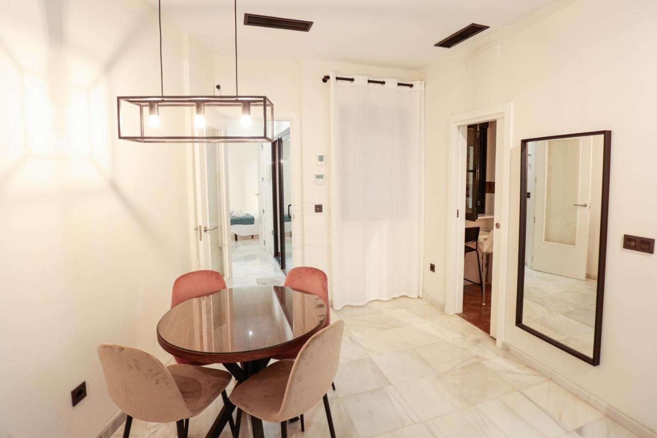 Monkeys Apartments Cervantes Севилья Экстерьер фото