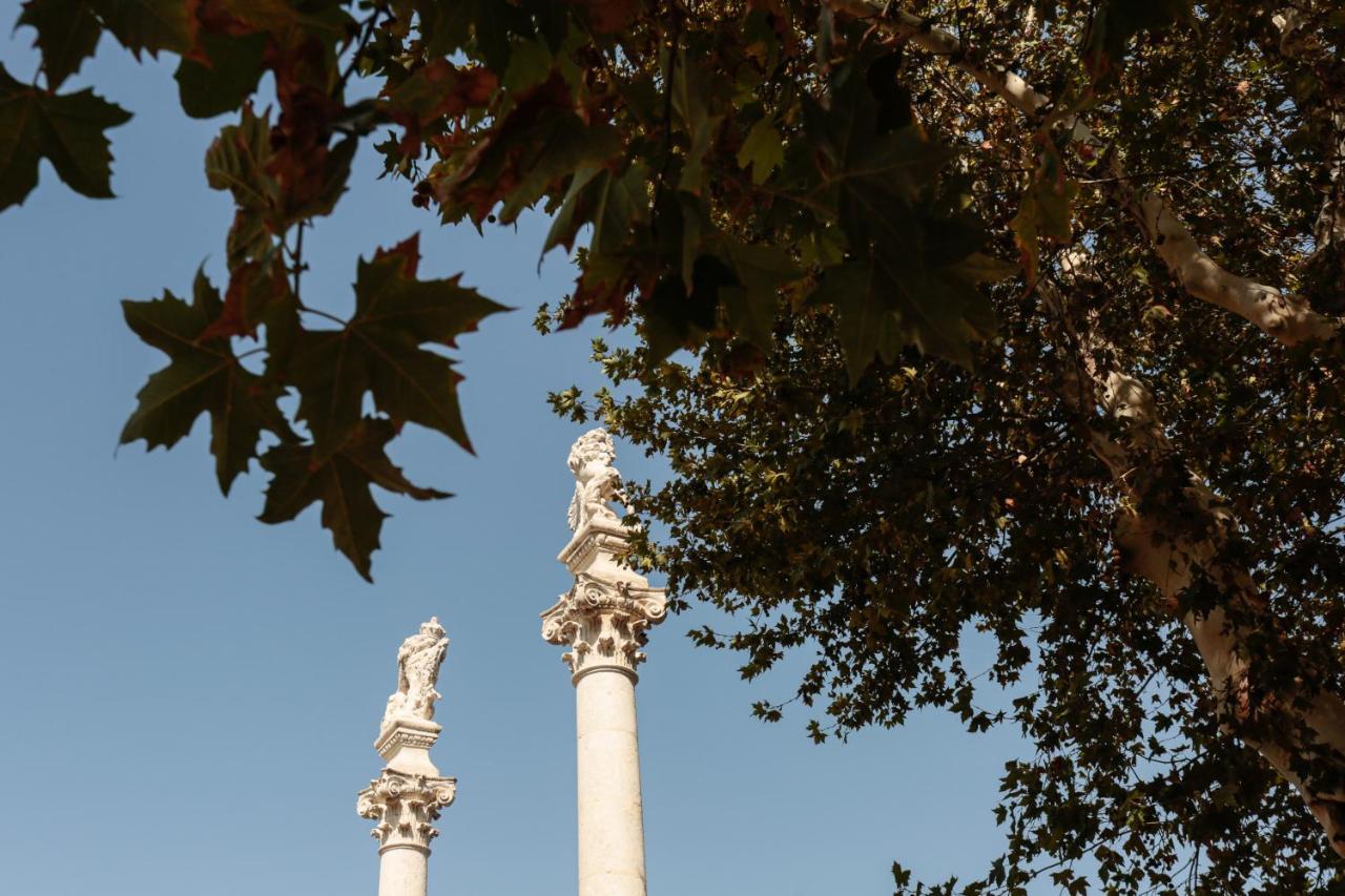 Monkeys Apartments Cervantes Севилья Экстерьер фото
