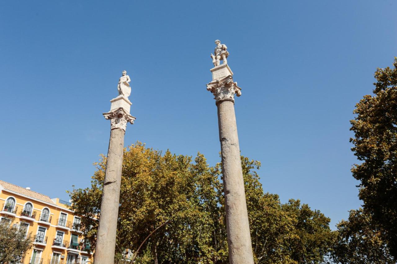 Monkeys Apartments Cervantes Севилья Экстерьер фото