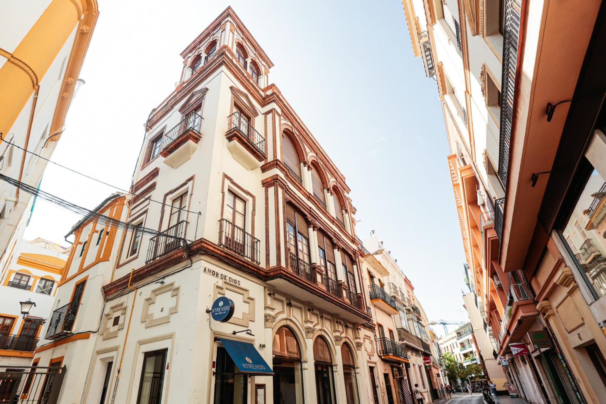 Monkeys Apartments Cervantes Севилья Экстерьер фото
