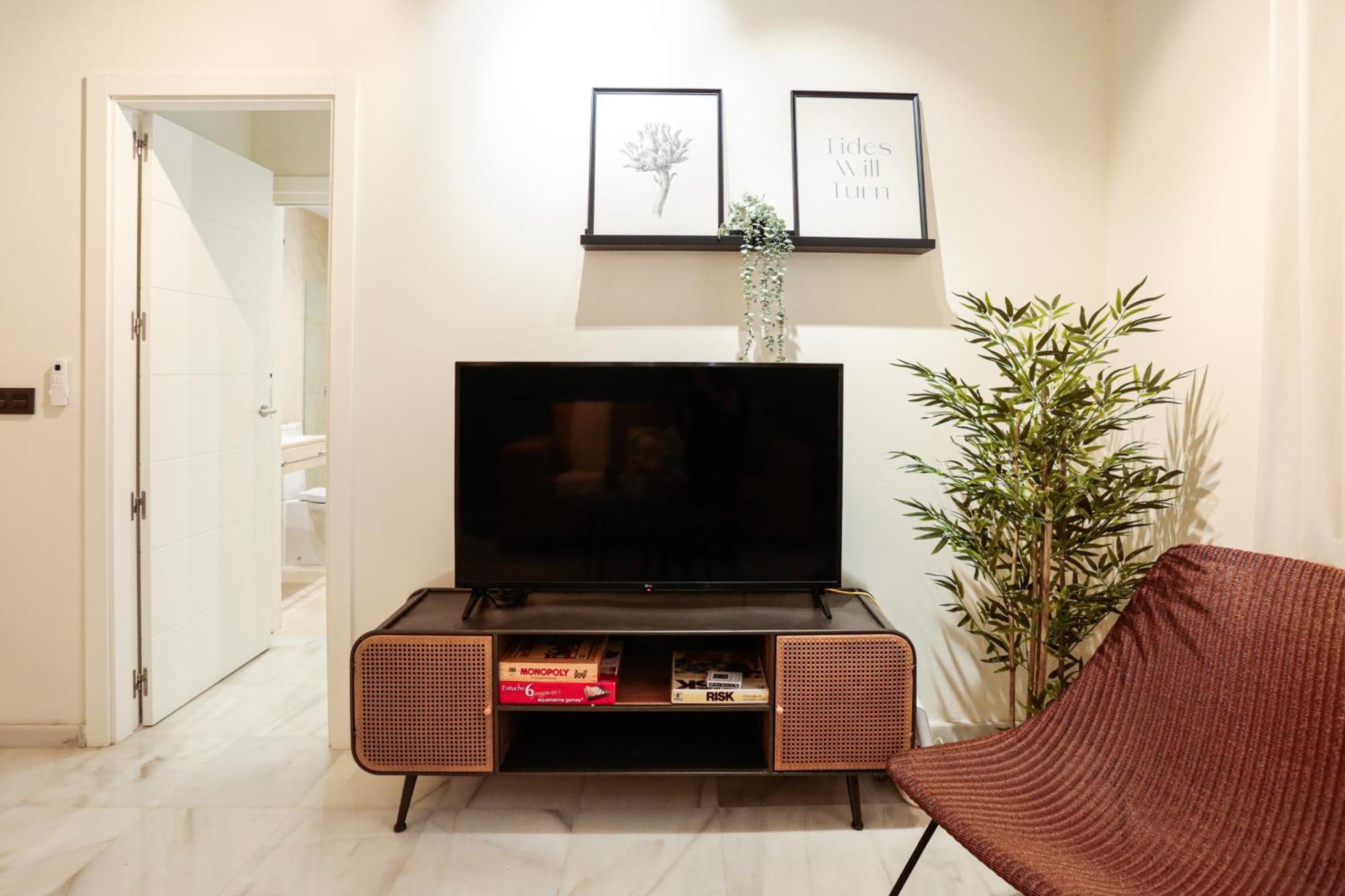 Monkeys Apartments Cervantes Севилья Экстерьер фото